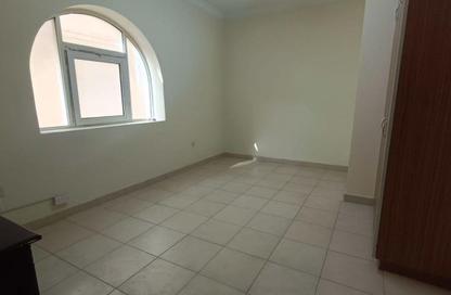 Apartment - 2 Bedrooms - 2 Bathrooms for rent in Al Sadd Road - Al Sadd - Doha