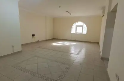 Apartment - 2 Bedrooms - 2 Bathrooms for rent in Al Sadd Road - Al Sadd - Doha Apartment - 2 Bedrooms - 2 Bathrooms for rent in Al Sadd Road - Al Sadd - Doha