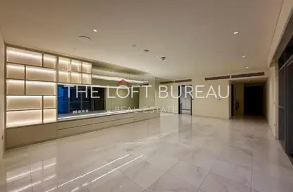 Apartment - 2 Bedrooms - 4 Bathrooms for sale in Seef Lusail Tower 1 - Seef Lusail - Lusail City - Lusail