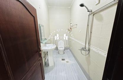 Apartment - 3 Bedrooms - 2 Bathrooms for rent in Madinat Khalifa Building 58 - Madinat Khalifa South - Madinat Khalifa - Doha