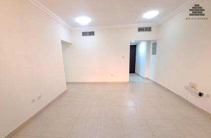 Apartment - 2 Bedrooms - 1 Bathroom for rent in Al Sadd Road - Al Sadd - Doha