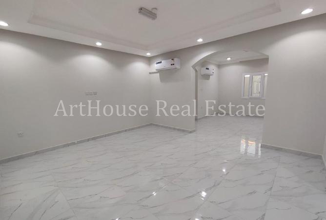 52498648 - صورة العقار 3