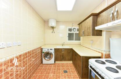 Apartment - 3 Bedrooms - 2 Bathrooms for rent in Al Sadd Road - Al Sadd - Doha