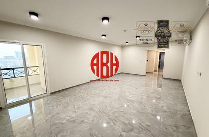 Apartment - 3 Bedrooms - 4 Bathrooms for rent in Musheireb Apartments - Musheireb - Doha