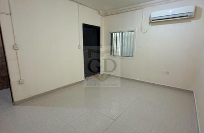 Apartment - Studio - 1 for rent in Madinat Khalifa Building 58 - Madinat Khalifa South - Madinat Khalifa - Doha Apartment - Studio - 1 for rent in Madinat Khalifa Building 58 - Madinat Khalifa South - Madinat Khalifa - Doha