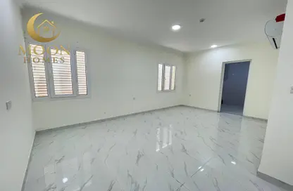 Apartment - 2 Bedrooms - 2 Bathrooms for rent in Old Airport Road - Old Airport Road - Doha