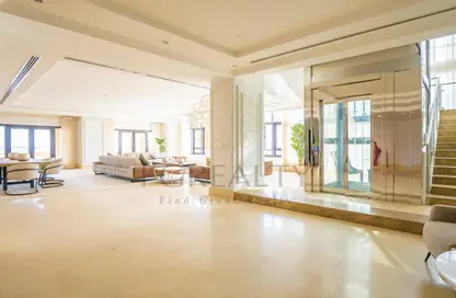 (بنتهاوس  (روف - 4 غرف نوم - 5 حمامات للبيع في طريق بورتو الغربي - بورتو أرابيا - جزيرة اللؤلؤة - الدوحة