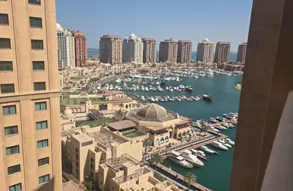 Apartment - 1 Bedroom - 2 Bathrooms for rent in East Porto Drive - Porto Arabia - The Pearl Island - Doha