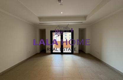 Apartment - 1 Bedroom - 2 Bathrooms for rent in East Porto Drive - Porto Arabia - The Pearl Island - Doha