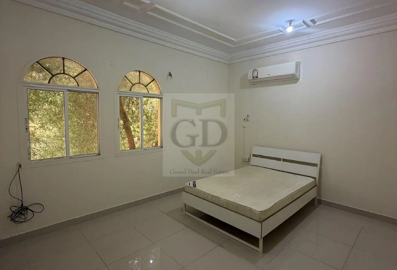 62183704 - Property Main Image
