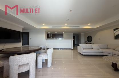 Apartment - 2 Bedrooms - 2 Bathrooms for rent in East Porto Drive - Porto Arabia - The Pearl Island - Doha