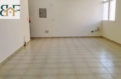 Apartment - 3 Bedrooms - 3 Bathrooms for rent in Al Mansoura - Al Mansoura - Doha Apartment - 3 Bedrooms - 3 Bathrooms for rent in Al Mansoura - Al Mansoura - Doha