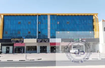 Shop - Studio - 1 Bathroom for rent in Al Aziziyah - Doha