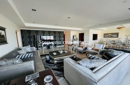 Apartment - 3 Bedrooms - 4 Bathrooms for rent in West Porto Drive - Porto Arabia - The Pearl Island - Doha