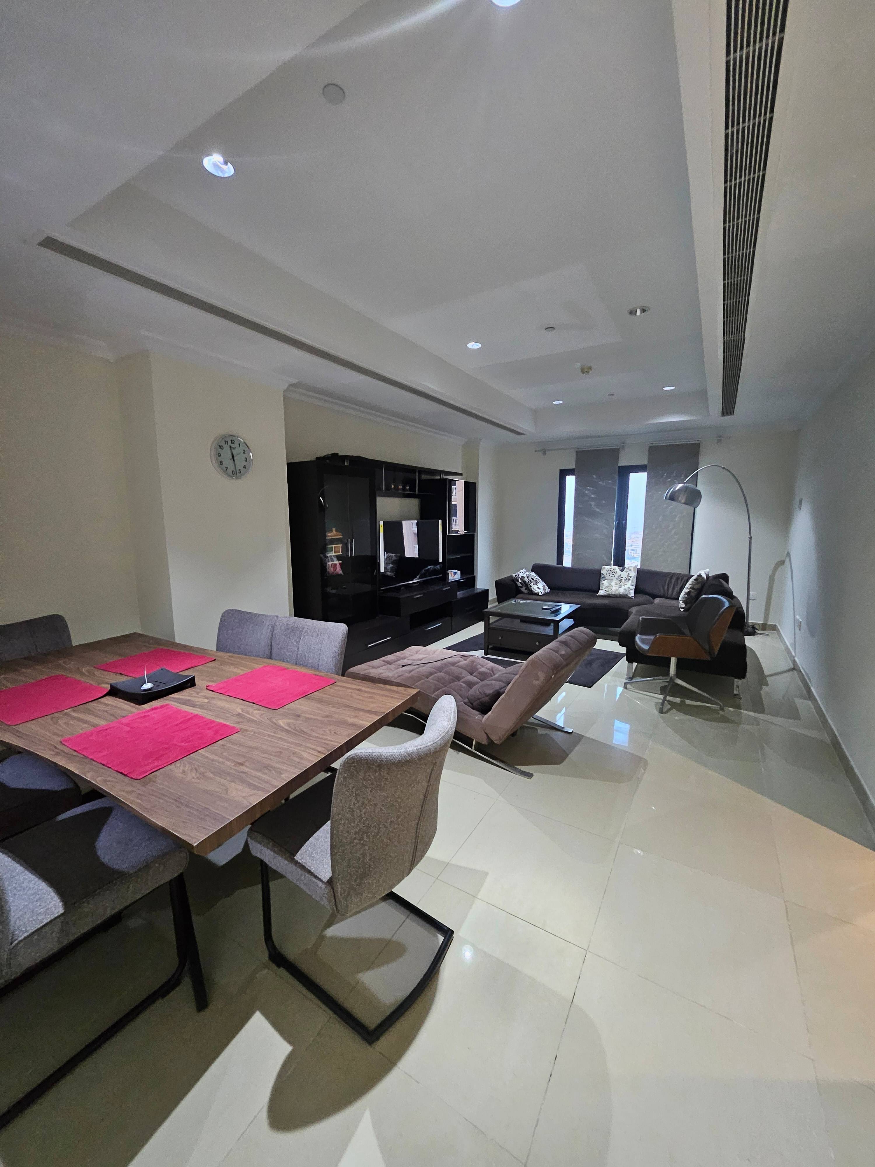 ELEGANT SEE VIEW 1BEDROOM FULLY FURNISHED thumbnail 6