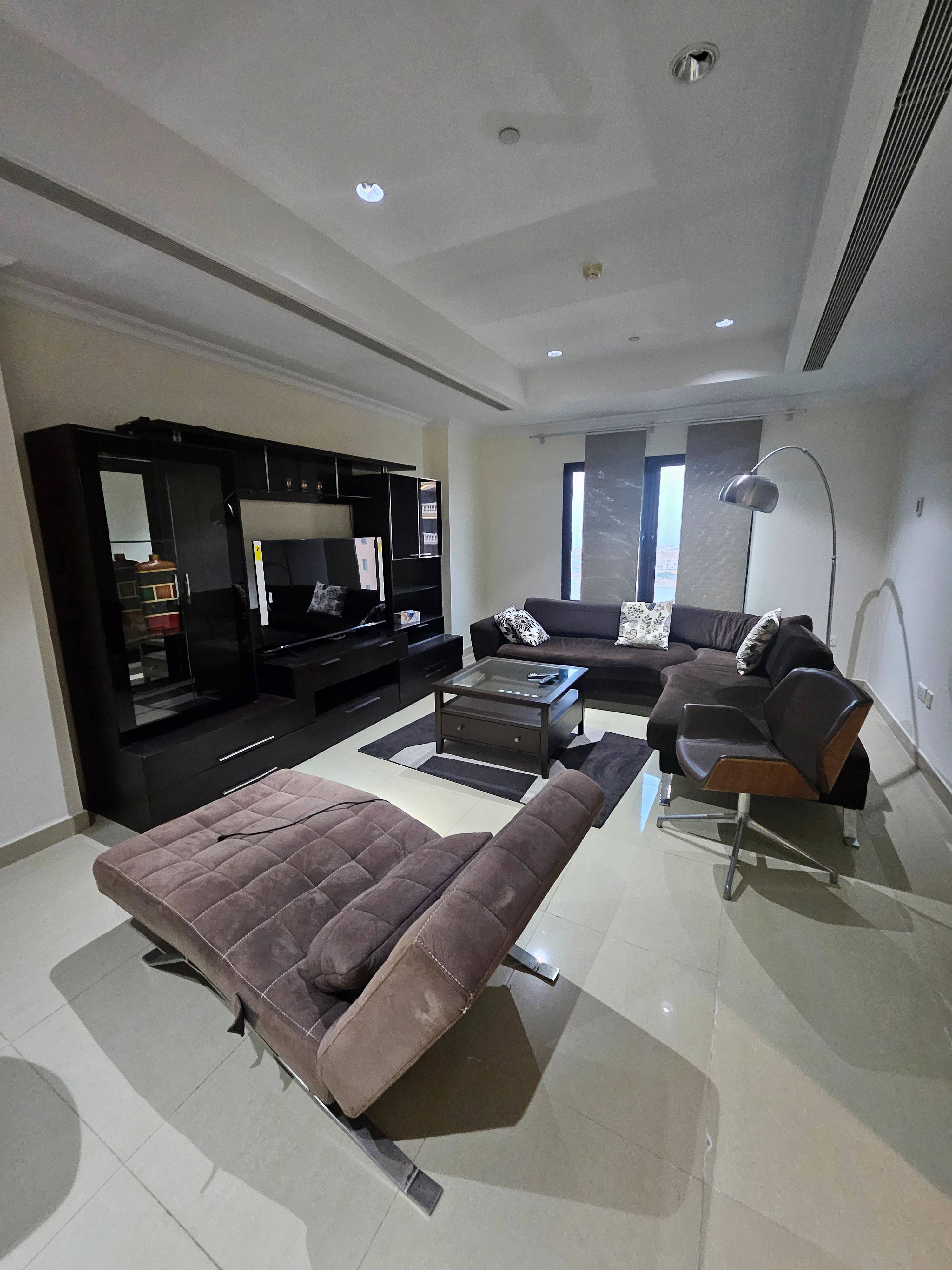 ELEGANT SEE VIEW 1BEDROOM FULLY FURNISHED thumbnail 8