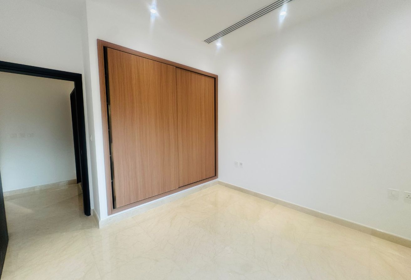NEW 2 BHK UNFURNISHED APARTMENT FOR RENT |LUSAIL thumbnail 15