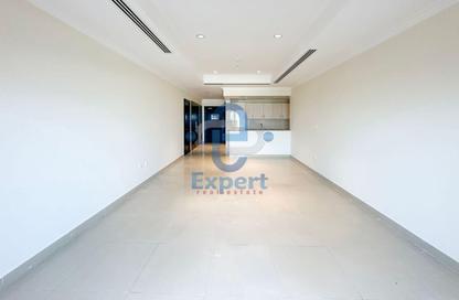 Apartment - Studio - 1 for rent in East Porto Drive - Porto Arabia - The Pearl Island - Doha