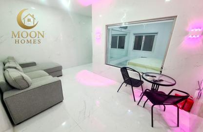 Apartment - 1 Bedroom - 1 Bathroom for rent in Umm Ghwailina Comm - Umm Ghuwalina - Umm Ghuwailina - Doha Apartment - 1 Bedroom - 1 Bathroom for rent in Umm Ghwailina Comm - Umm Ghuwalina - Umm Ghuwailina - Doha