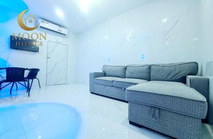 Apartment - 1 Bedroom - 1 Bathroom for rent in Umm Ghwailina Comm - Umm Ghuwalina - Umm Ghuwailina - Doha Apartment - 1 Bedroom - 1 Bathroom for rent in Umm Ghwailina Comm - Umm Ghuwalina - Umm Ghuwailina - Doha