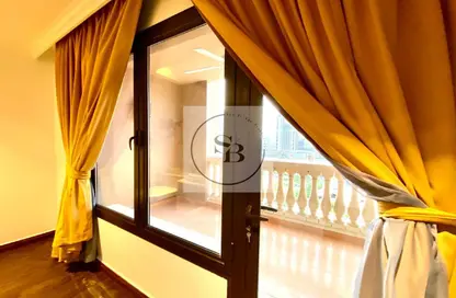 Apartment - 1 Bedroom - 2 Bathrooms for rent in West Porto Drive - Porto Arabia - The Pearl Island - Doha