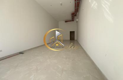 Shop - Studio - 1 Bathroom for rent in Old Airport Road - Old Airport Road - Doha Shop - Studio - 1 Bathroom for rent in Old Airport Road - Old Airport Road - Doha