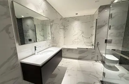 Apartment - 1 Bedroom - 2 Bathrooms for rent in Crystal Residence - Gewan Island - The Pearl Island - Doha