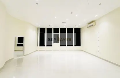 مساحات مكتبية - استوديو - 1 حمام للايجار في شارع النصر - النصر - الدوحة