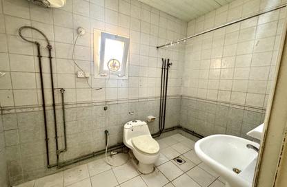 Apartment - 2 Bedrooms - 2 Bathrooms for rent in Al Luqta - Al Luqta - Doha
