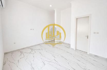 Apartment - 2 - 2 for rent in Fereej Kulaib - Doha