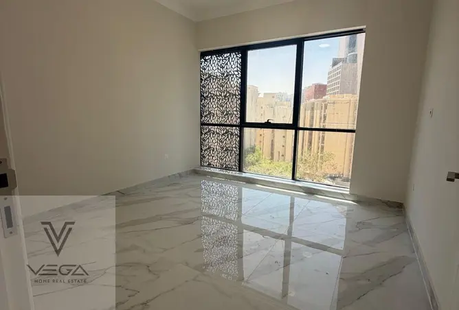 64364805 - Property Image 3