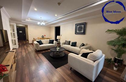Apartment - 1 Bedroom - 2 Bathrooms for rent in West Porto Drive - Porto Arabia - The Pearl Island - Doha Apartment - 1 Bedroom - 2 Bathrooms for rent in West Porto Drive - Porto Arabia - The Pearl Island - Doha