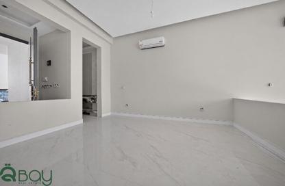 فيلا - 7+ - 7+ للبيع في فلل هزوم - مدينة اللسيل - الوسيل