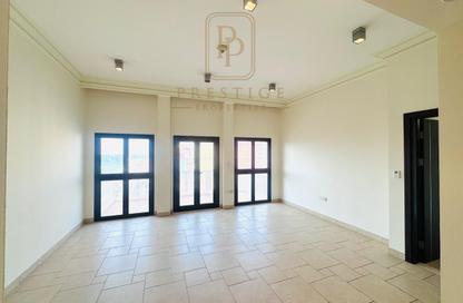 Apartment - 1 - 2 for rent in Qanat Quartier - The Pearl Island - Doha