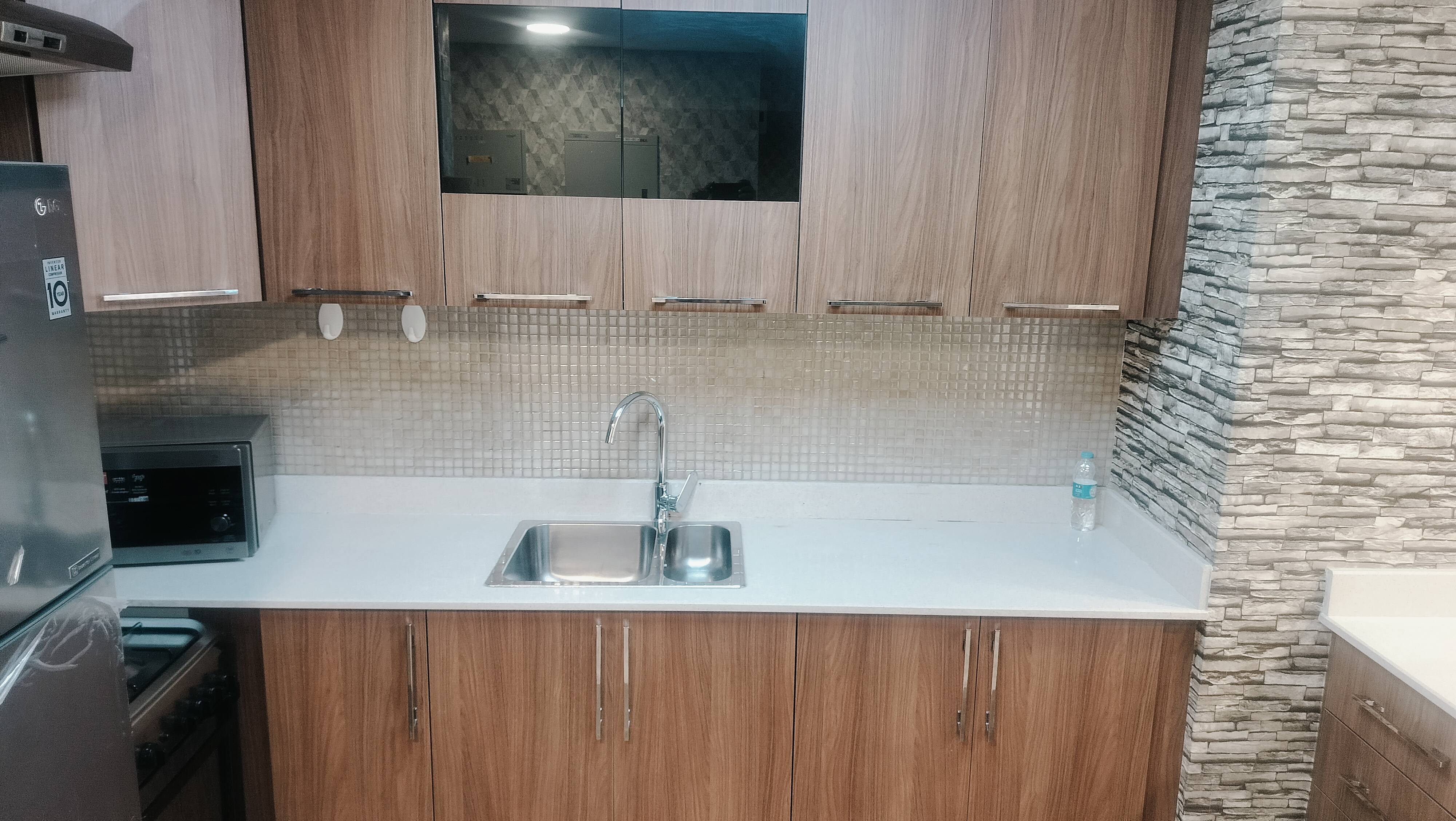 Distress 2 BHK I Fully Furnished I Ready To move thumbnail 8