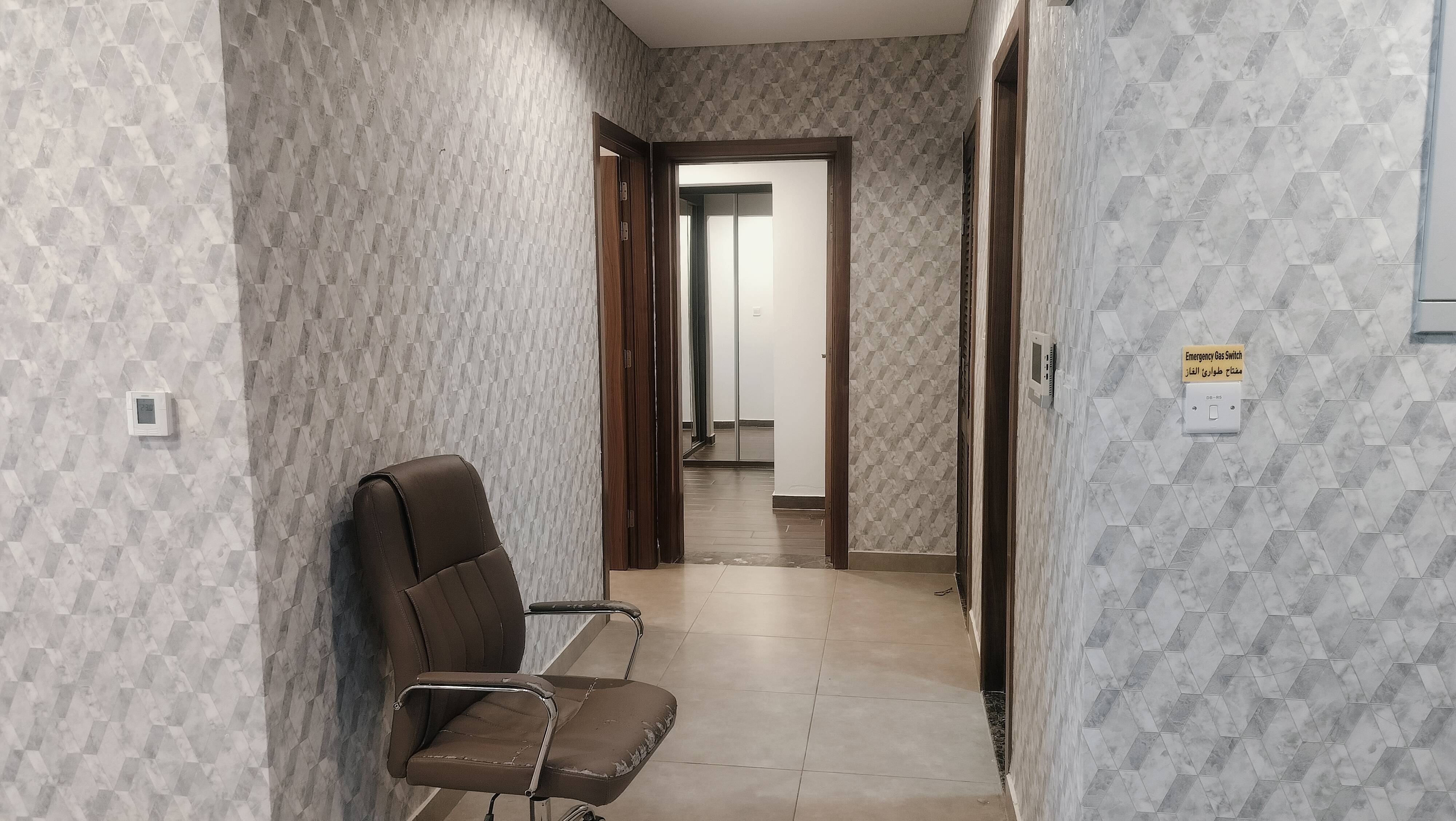 Distress 2 BHK I Fully Furnished I Ready To move thumbnail 11