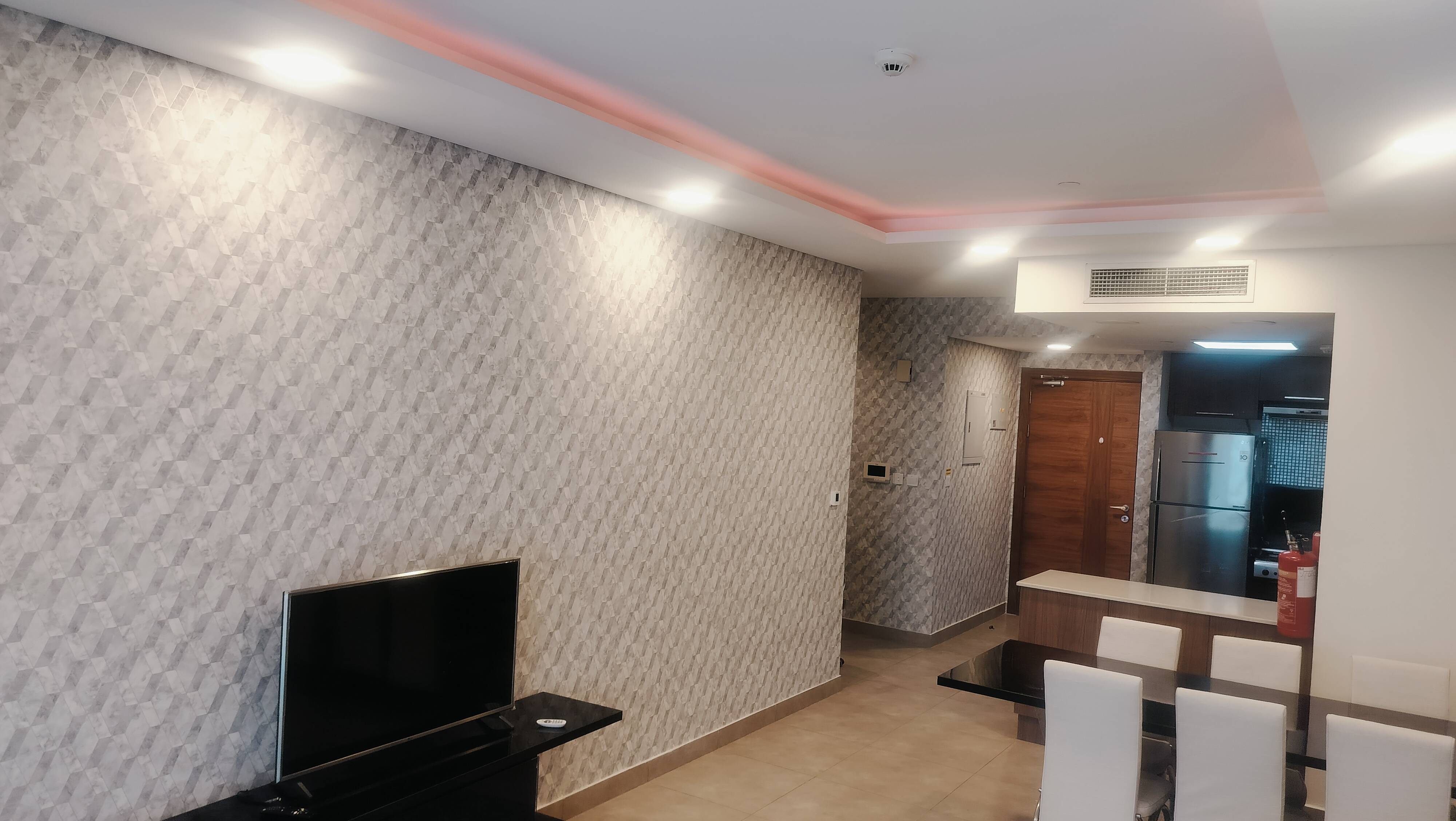 Distress 2 BHK I Fully Furnished I Ready To move thumbnail 3