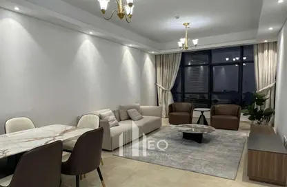 Apartment - 2 Bedrooms - 3 Bathrooms for sale in Marina District - Lusail