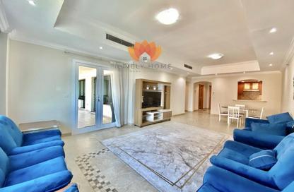 Apartment - 2 Bedrooms - 3 Bathrooms for rent in East Porto Drive - Porto Arabia - The Pearl Island - Doha