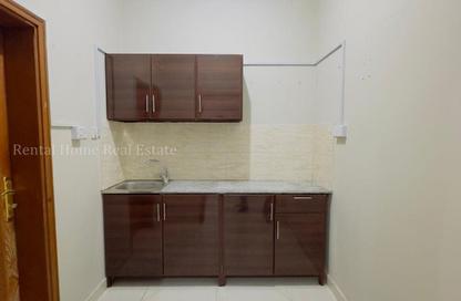 Apartment - Studio - 1 Bathroom for rent in Bin Omran 35 - Fereej Bin Omran - Doha Apartment - Studio - 1 Bathroom for rent in Bin Omran 35 - Fereej Bin Omran - Doha