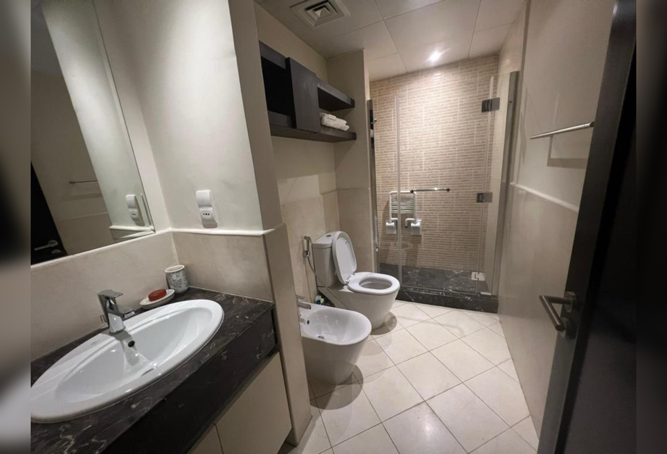 Studio Converted to 1BR | Title Deed | QAR 1.2M thumbnail 7