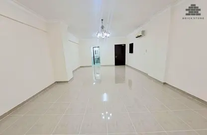 Apartment - 3 Bedrooms - 4 Bathrooms for rent in Anas Street - Fereej Bin Mahmoud North - Fereej Bin Mahmoud - Doha