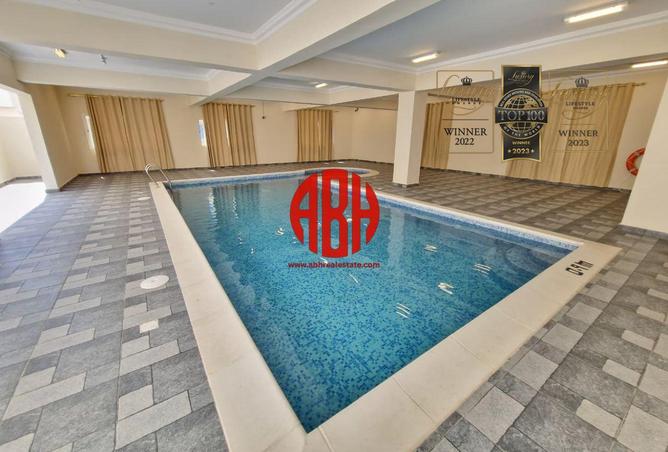 54102436 - Property Image 2