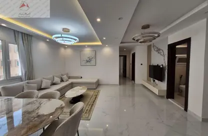 Apartment - 2 Bedrooms - 2 Bathrooms for rent in Umm Ghuwailina 4 - Umm Ghuwailina - Doha