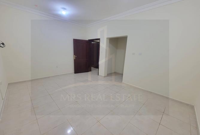 55381820 - Property Image 2