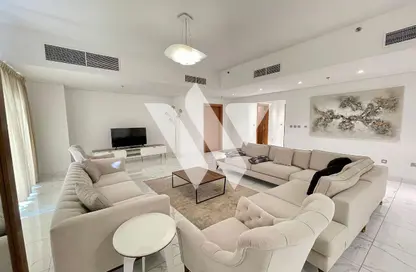 Apartment - 4 Bedrooms - 5 Bathrooms for rent in West Bay Tower - West Bay - West Bay - Doha