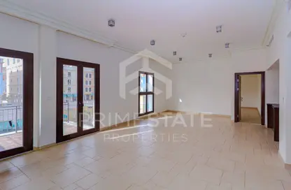 Apartment - 2 Bedrooms - 3 Bathrooms for rent in Chateau - Qanat Quartier - The Pearl Island - Doha