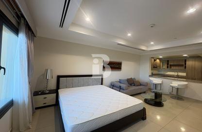 Apartment - Studio - 1 Bathroom for rent in Porto Arabia - The Pearl Island - Doha Apartment - Studio - 1 Bathroom for rent in Porto Arabia - The Pearl Island - Doha