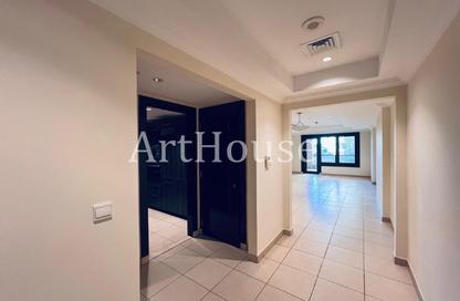 Apartment - 1 Bedroom - 2 Bathrooms for rent in East Porto Drive - Porto Arabia - The Pearl Island - Doha