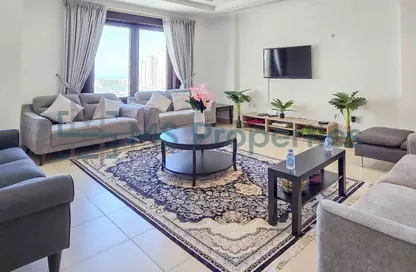 Apartment - 1 Bedroom - 2 Bathrooms for rent in West Porto Drive - Porto Arabia - The Pearl Island - Doha